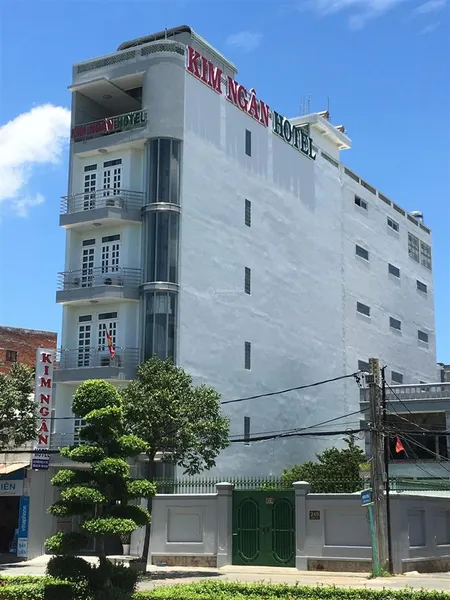 Bán khách sạn 1 trệt 5 lầu 243 lê hồng phong 190 m2