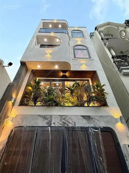 Bán gấp nhà đường 7m lê thánh tônbến nghéq1, ngay chợ bến thành. 3tỷ890/67,6m2 đang cho thuê 25tr