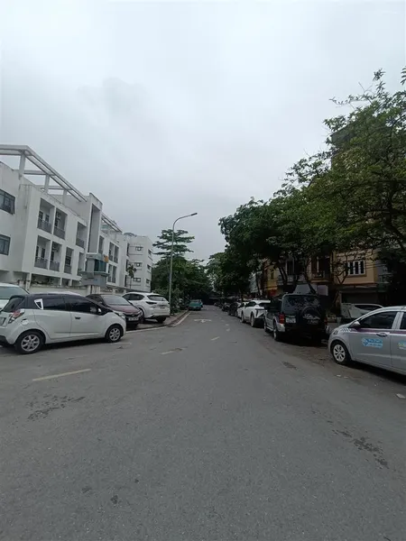 Bán nhà đình thôn mỹ đình lô góc đường 2 ô tô tránh, kinh doanh nhỏ, 40m2 4 tầng 10tỷx