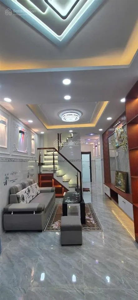 Nhà chính chủ cần bán gấp, đường nguyễn chế nghĩa, f12 q8