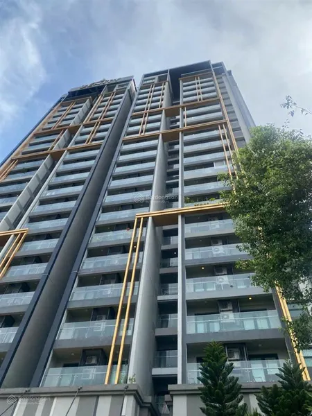Chính chủ bán căn 3 phòng ngủ 108m2, sổ hồng sang tay, tầng số tài lộc, all in nhỉnh 14 tỉ