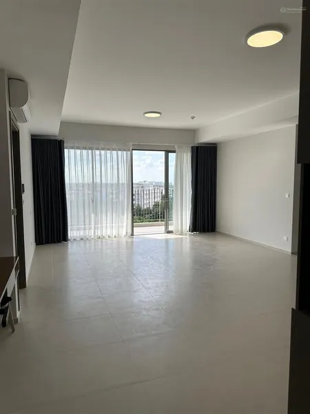 Bán nhanh 113m2 (3pn) giá 4.160 tỷ view công viên 2ha bao hết thuế phí nội thất cđt