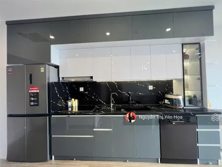 Chuyển lên căn hộ 3pn nên tôi cần bán căn hộ 2pn full nội thất gỗ an cường xịn tại tòa p3 pavilion