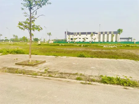 Bán đất mn 1820 quảng thành lô 3tỷ150 đối diện trung tâm thương mại aeon mall thanh hoá