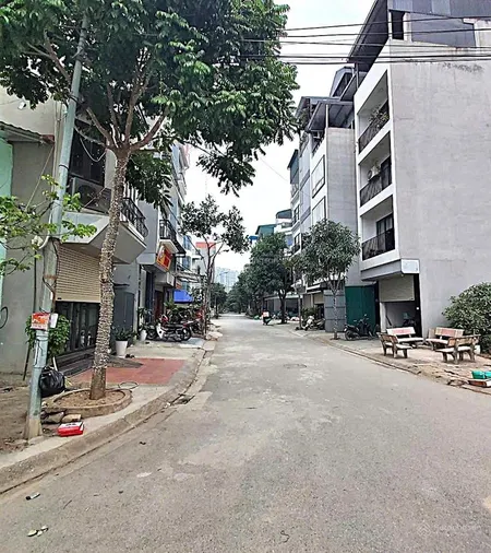 Bán đất khu tđc tu hoàng 82m2 lòng đường 6m vỉa hè kd, sổ đỏ phân lô chỉ 13,6 tỷ