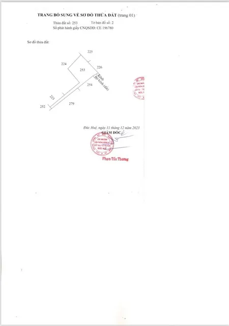 Cần bán lô đất 923m2 full thổ cư ấp chánh, xã bình hòa bắc, đức huệ long an