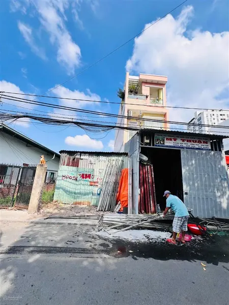 Đất oto chạy vivu đường số 2 trường thọ tp. thủ đức 2 phút ra ga metro, đường thông sầm uất