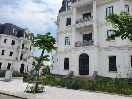 Bán gấp biệt thự song lập jade square phạm văn đồng 180m2 43 tỷ