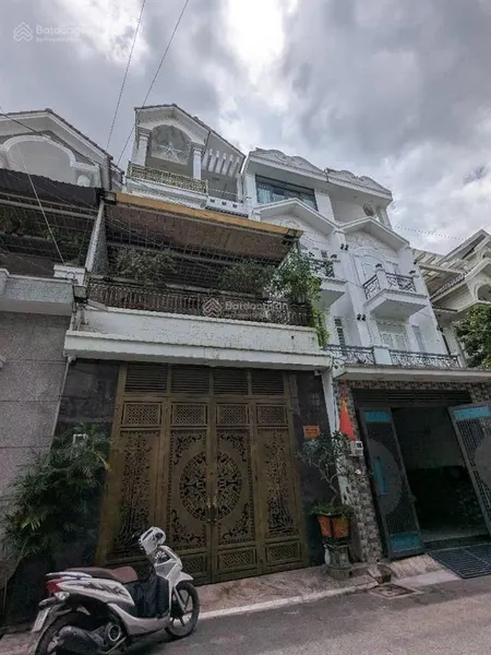 Ngộp bank nhà 4 tầng khu phân lô đường trần thị năm, phường tch q12 dt 86,6m2 (5mx17,5m) đường 8m