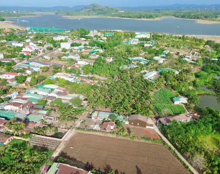 Đất nền tc giá tốt hẻm y wuang. Thôn 1. Phường eakao