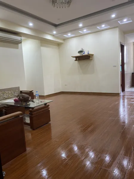 Cho thuê chung cư 3 ngủ 93m2 tại toà VP5 bán đảo Linh Đàm