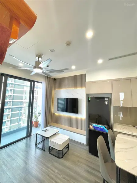 Chính chủ bán căn góc 2n 2wc, 62m2, 77 tr/m2 full nội thất, hướng mát, có hỗ trợ vay, toà tonkin 2