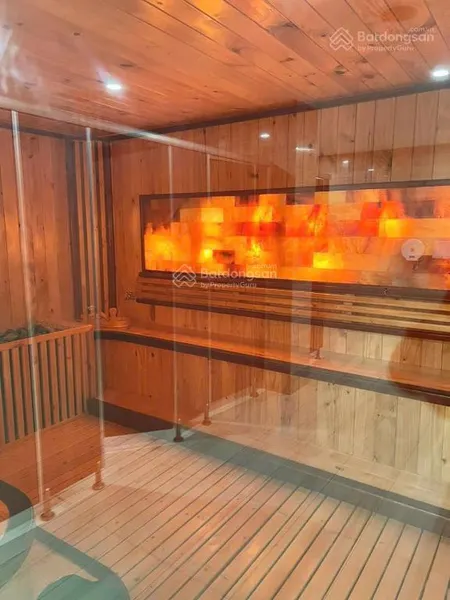 Chính chủ gửi bán gấp lỗ 500tr căn hộ 2 phòng ngủ 72m2 tại chung cư emerald golf view thuận an
