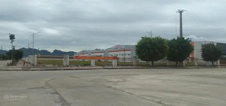 Đất kcn tại quỳnh phụ thái bình. dt 8000,10.000,20.000m2, giá 2,25 tr/m2, gần ql10, bàn giao ngay