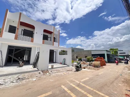 bán nhà lầu PHƯỜNG TÂN TRIỀU mặt tiền ngoài kinh doanh thoải mái sổ hồng riêng full thổ cư