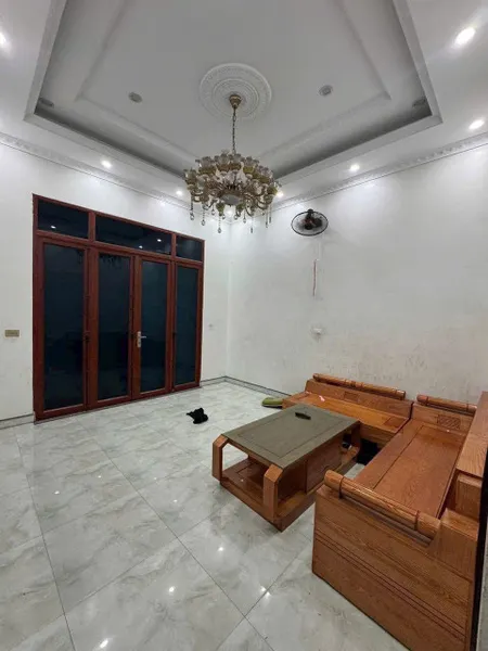 Chính chủ cần bán nhà 2 tầng tại thục cầu, Việt Hưng, giá tốt: 0835459289