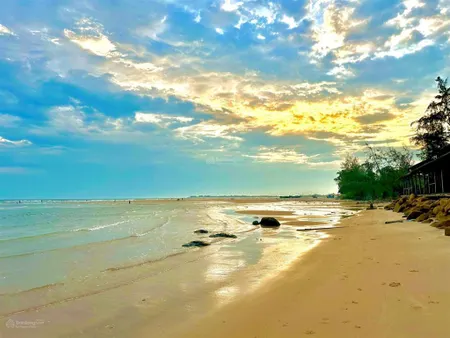 Bán đất gần ngay mặt tiền đường biển, 1000m2 giá chỉ 950 triệu, gần các resort 5 sao 0937 024 ***
