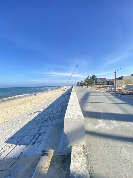 Đất view trực diện biển mặt tiền biển hơn 47m