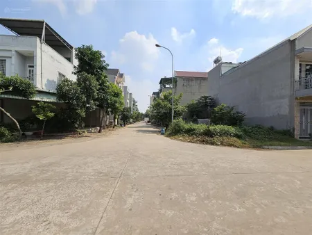 Đất 2 mặt tiền kdc sóng thần b ngay vincom 550 tp dĩ an, gần bên quân đoàn 4 và tp thủ đức