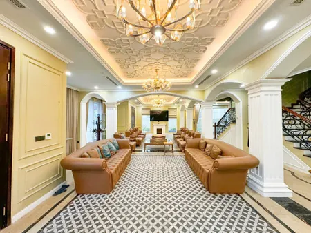 BT HƯỚNG DƯƠNG - VINHOMES RIVERSIDE - VIEW ĐẸP - NỘI THẤT CAO CẤP - GIÁ TỐT!