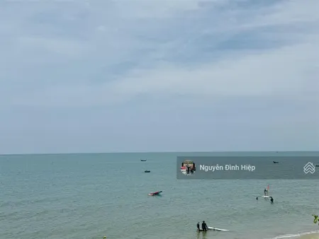 Gia đình cần bán 725m2 thổ cư mặt tiền huỳnh thúc kháng, hàm tiến cạnh khu vui chơi hot hanna beach