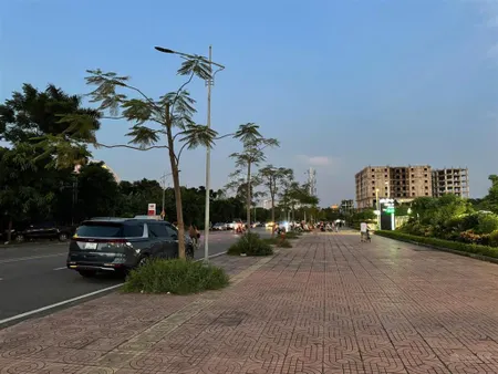Mặt đường aeon mall 2 mặt tiền, ngang 11m vỉa hè 6m cực đẹp