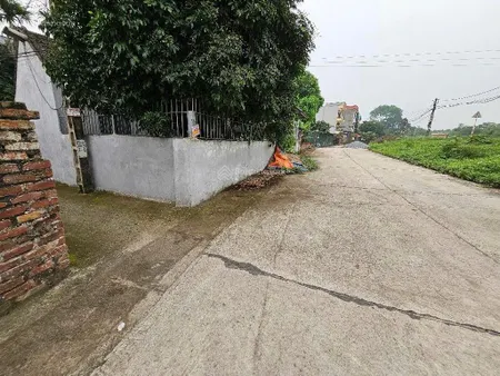 Chính chủ không qua trung gian mg bán đất đông ngàn đông hội 100m2 mt 7m. cực gần vinhomes cổ loa
