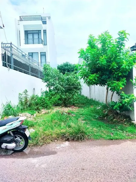 Bán lô đất mặt tiền dx 088 phường hiệp an đường nhựa thông vị trí đẹp giá đầu tư 0918 407 ***
