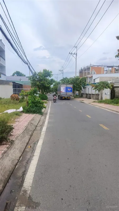 Bán lô đất thổ cư 217m2 mặt tiền đường tân hiệp 4 hóc môn