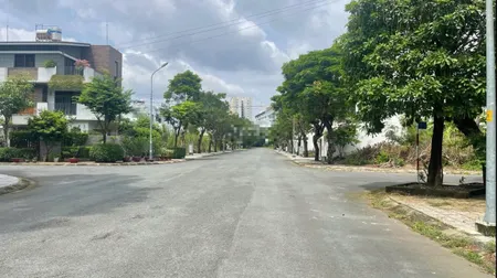 BDS HVL CHUYỂN NHƯỢNG NỀN BIỆT THỰ KDC HƯNG PHÚ TRỤC ĐƯỜNG 20M VỊ TRÍ ĐẸP, GIÁ TỐT NHẤT THỊ TRƯỜNG!
