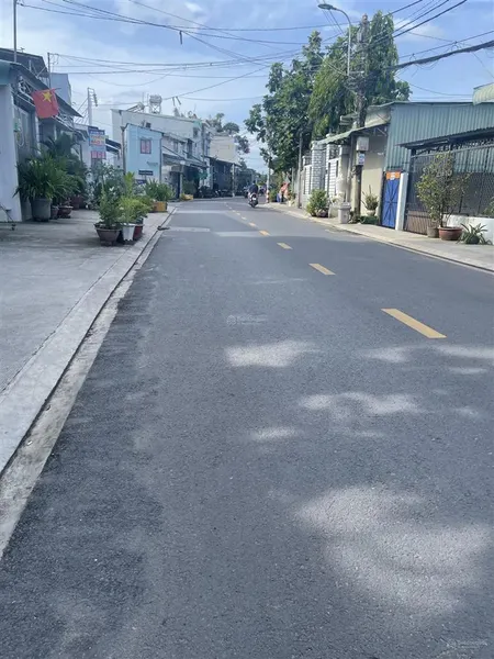 Bán xưởng may 320m2 mặt tiền đường t2, bà điểm, hóc môn, 16 tỷ còn thương lượng