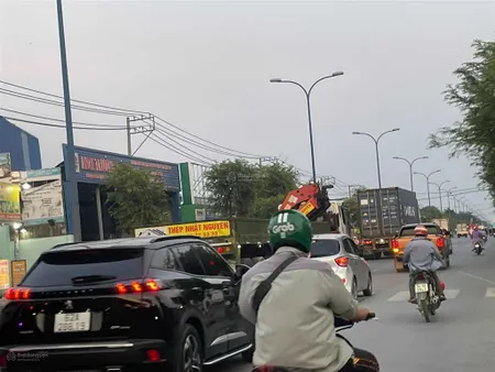 Bán nhanh 1600m2 nhà xưởng mặt tiền nhánh tỉnh lộ 10, bình chánh 28.5 tỷ tl, 0983 002 ***