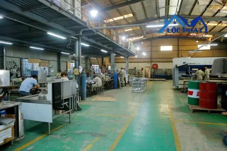 Bán xưởng 2200m2 kcn biên hoà đồng nai 25 tỷ giá tốt