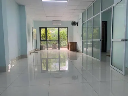 Bán gấp. nhà phú diễn, đh tài nguyên mt, oto tránh, vỉa hè, kd, 7t thang máy. dt 44m2, giá 12 tỷ