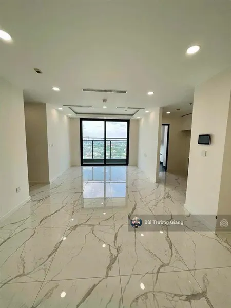 Bán căn hộ 4pn3wc, 132m2, 4 phòng đều có view, tầng cao giá tốt nhất 7.7tỷ, bao công chứng sang tên