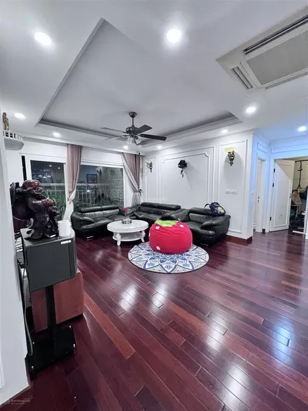 Chcc 170m2, 3 ngủ, 2vs, 13 tỷ tại toà handcorp, làng quốc tế thăng long, trần đăng ninh