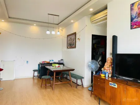 Bán căn hộ cc phú mỹ, 4,75 tỷ, 90m2, 3pn, 2wc, sổ hồng trao tay