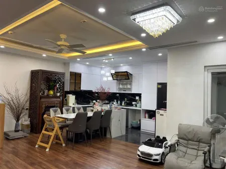 Chuẩn giá bán căn 97m(3n2wc) sẵn sổ, full nội thất, giá 9.2 tỷ tại flc 265 cầu giấy.