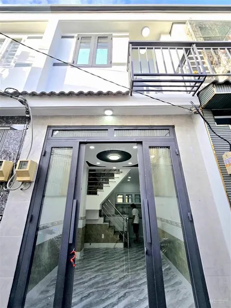 Nhà đẹp mới 1 lầu gần chợ gần đường lộ hẻm trước nhà 3m