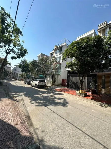 Đất 90m2 khu phân lô văn cao đường 12m
