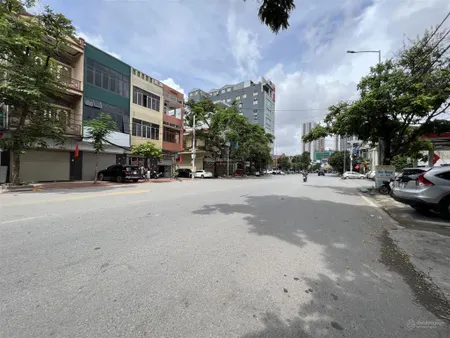 Đất mặt đường lê thánh tông gần dự án kho 3 lạc viên giá tốt