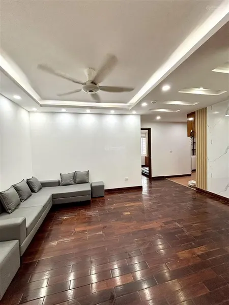 Bán cc ruby1, 3,39 tỷ, 70m2, view đẹp,tại giang biên, long biên 2 ngủ có cửa sổ và khách cực thoáng