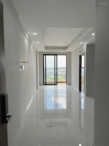 Kẹt tiền cần bán gấp căn 2pn view hồ bơi, giá 1tỷ9 sổ sẵn không vay, công chứng ngay. 0931 344 ***