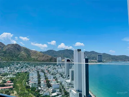 Bán căn studio tầng cao scenia bay giá 2.75 tỉ. 0968 871 ***