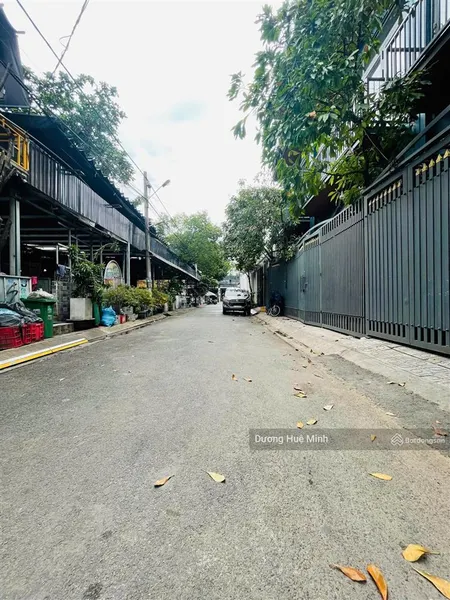 Bán gấp lô đất vuông vức, hẻm xe hơi đường số 7, linh trung cách hoàng diệu 2 chỉ 100m, k quy hoạch