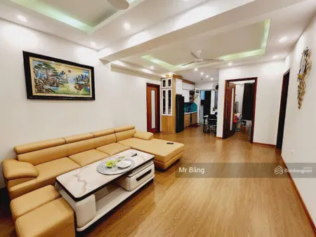 Cần bán căn hộ "siêu rẻ" chung cư oct5 resco cổ nhuế dt 65m2, full nội thất cb đẹp, giá 3,94 tỷ