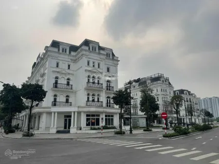 Cần bán căn shophouse louis đại mỗ nội khu vườn hoa giá tốt, 0979 008 ***