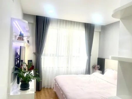 Bán căn hộ 2pn tại the gold view, bến vân đồn, quận 4, giá siêu hời 4,9 tỷ,68m2.chưa từng cho thuê