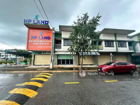 Bán gấp biệt thự ngay đh quốc tế việt đức, oasis city bến cát 5x15m giá rẻ, sẵn hđ thuê 7.5 tr/th
