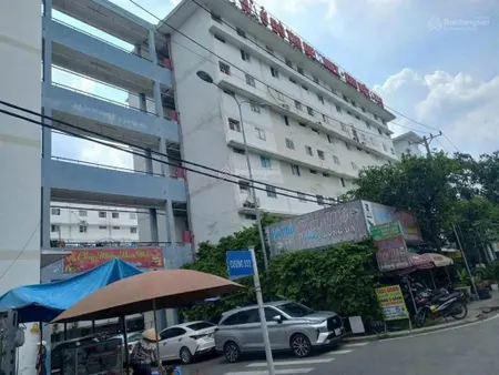 Thang máy becamex việt sing, 640 triệu. cho giữ 20 triệu. nhận ký gửi 10 ngày bán xong. trân trọng